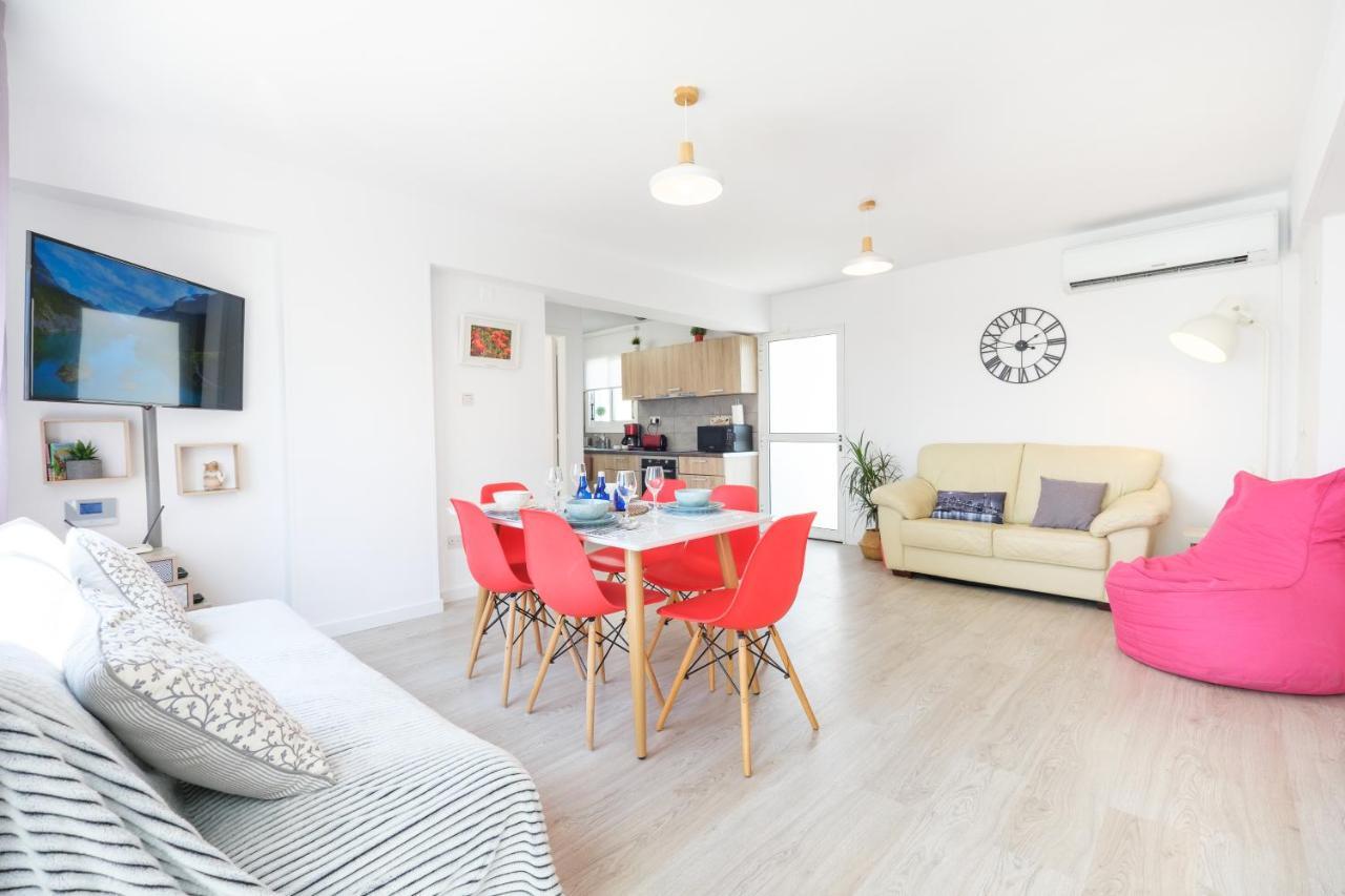 Seaview 3 Bedroom Kings Road Penthouse Apartament *