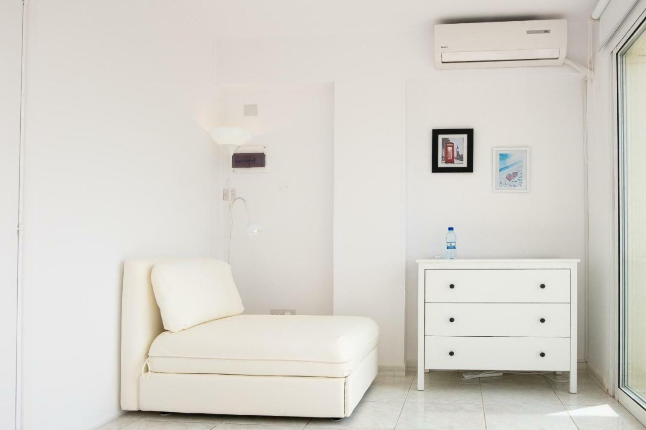 Seaview 3 Bedroom Kings Road Penthouse Apartament *